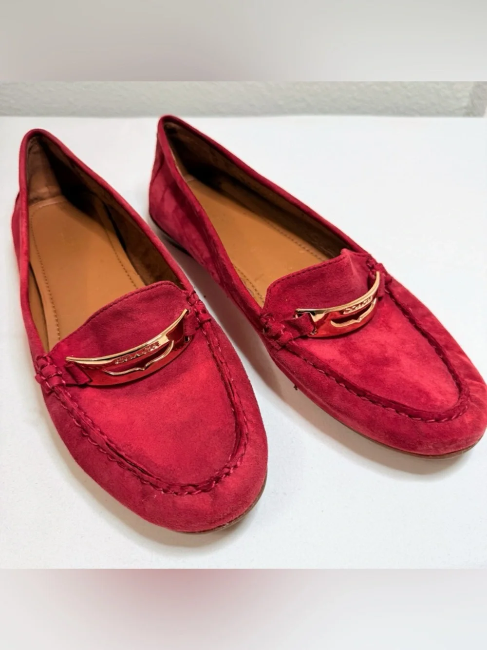 Coach Hot Pink Suede Driving Loafers Gold Logo Flats Womens 10 - Picture 13 of 14
